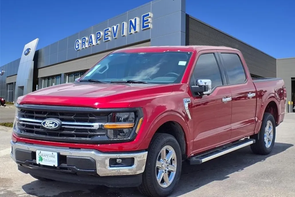 2025 Ford F-150 XLT photo 1