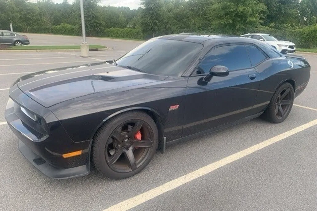 2011 Dodge Challenger SRT8 photo 1