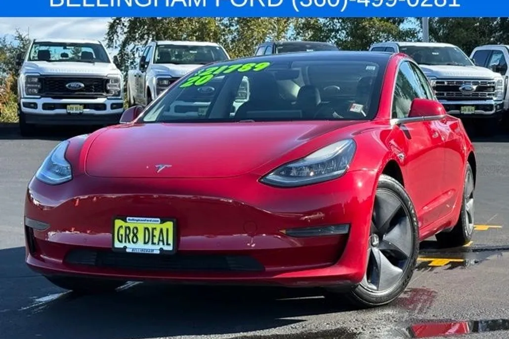 2020 Tesla Model 3 Standard Range Plus photo 1