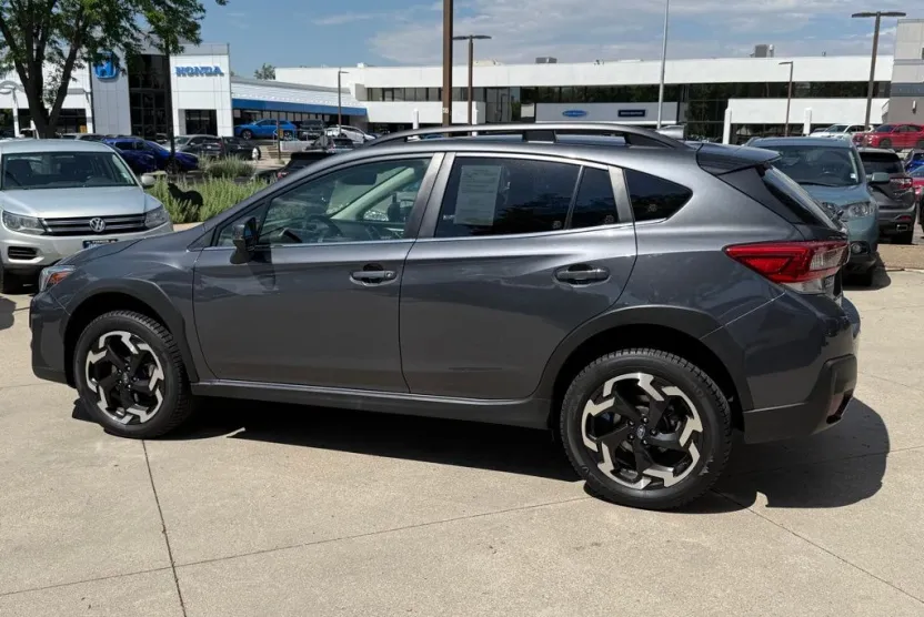 2022 Subaru Crosstrek Limited photo 1