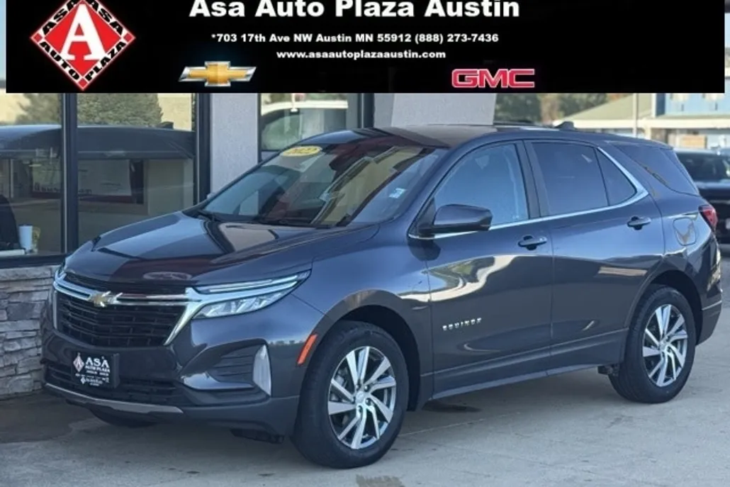 2022 Chevrolet Equinox LT photo 1