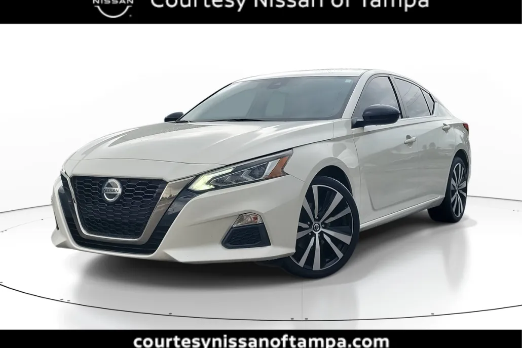 2020 Nissan Altima 2.5 SR photo 1