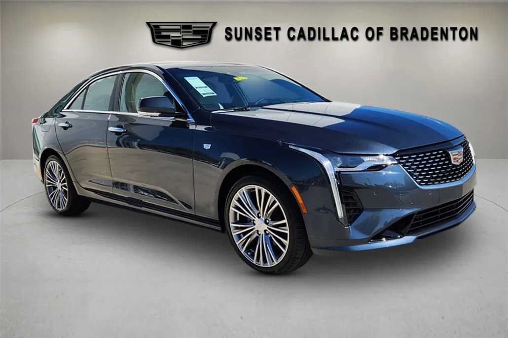 2025 Cadillac CT4 Premium Luxury photo 1