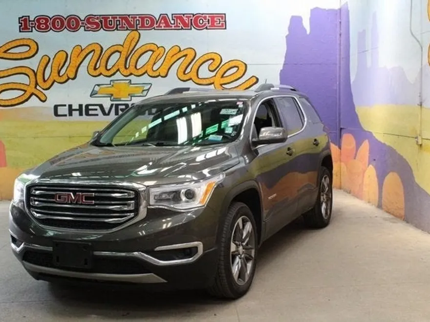 2019 Gmc Acadia SLT photo 1