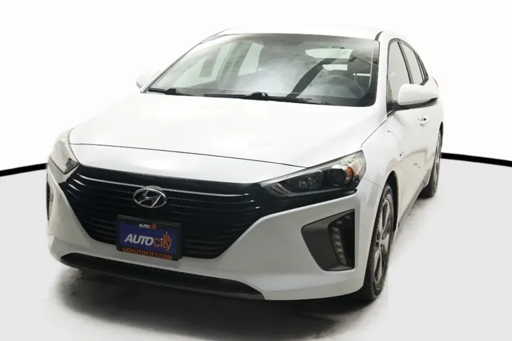 2019 Hyundai Ioniq Plug-In Hybrid photo 1