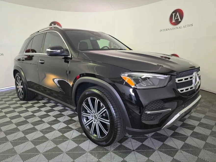 2025 Mercedes Benz GLE 450 4MATIC photo 1