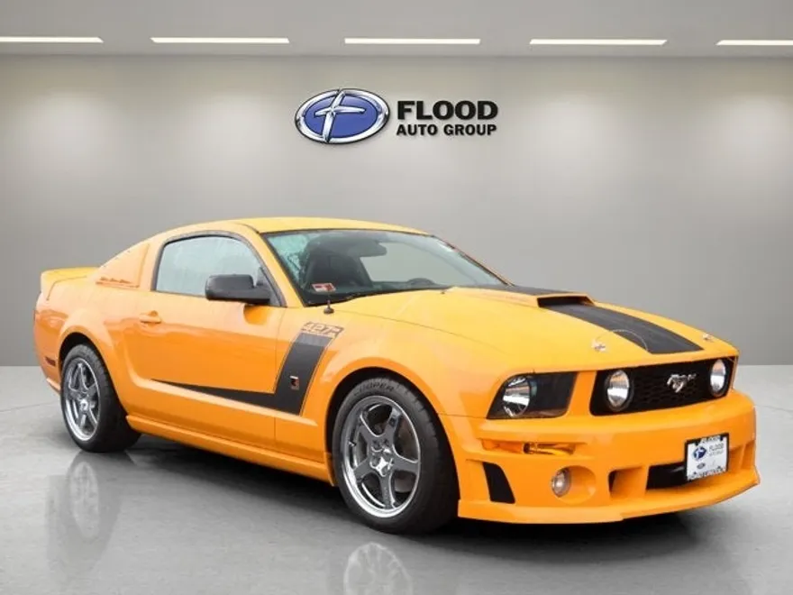 2007 Ford Mustang Base photo 1