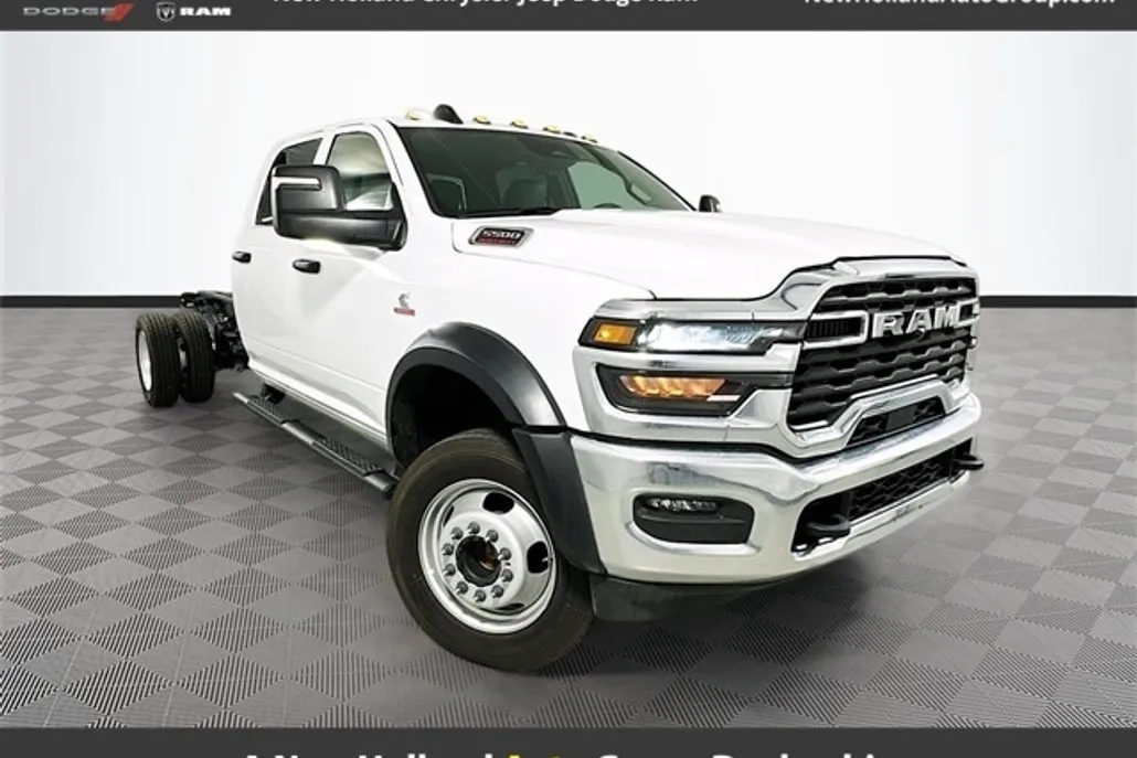 2026 Ram 5500 Tradesman photo 1