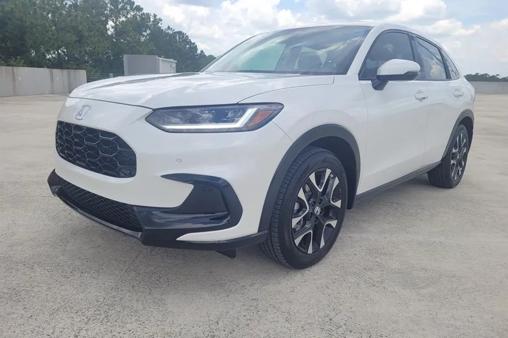 2026 Honda HR-V EX-L photo 1