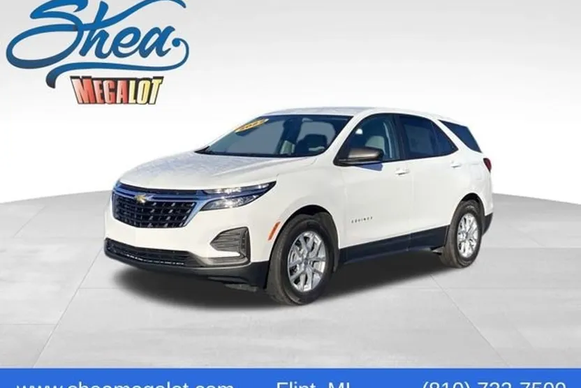 2022 Chevrolet Equinox LS photo 1
