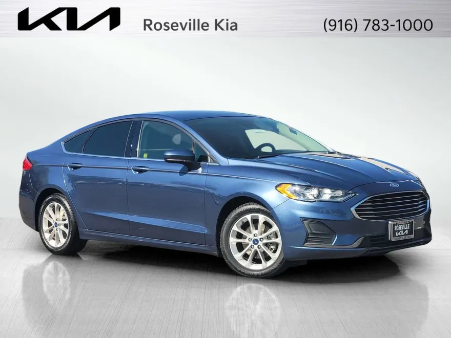 2019 Ford Fusion SE photo 1