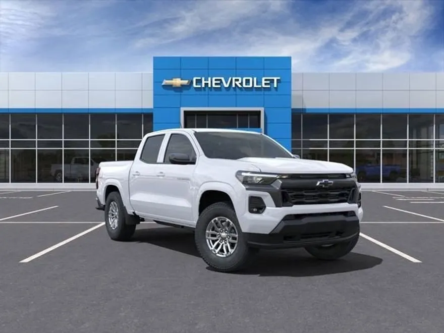 2025 Chevrolet Colorado Work Truck LT photo 1