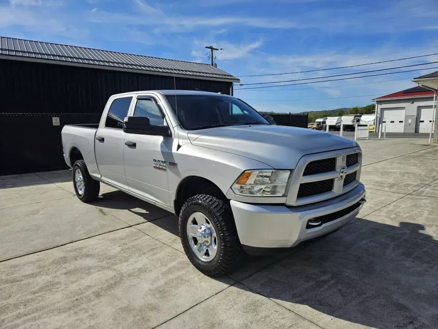 2015 Ram 3500 Tradesman photo 1