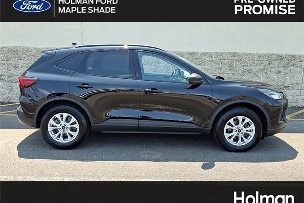 2025 Ford Escape Active photo 1