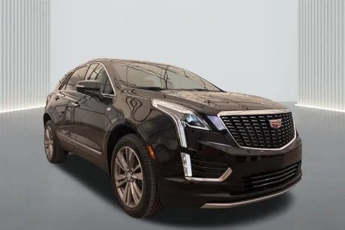 2025 Cadillac XT5 Premium Luxury photo 3