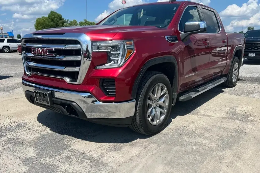 2020 Gmc Sierra 1500 SLE photo 1