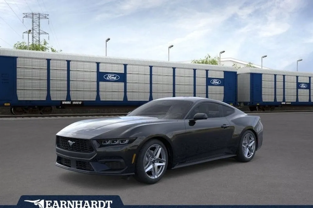 2025 Ford Mustang EcoBoost photo 1
