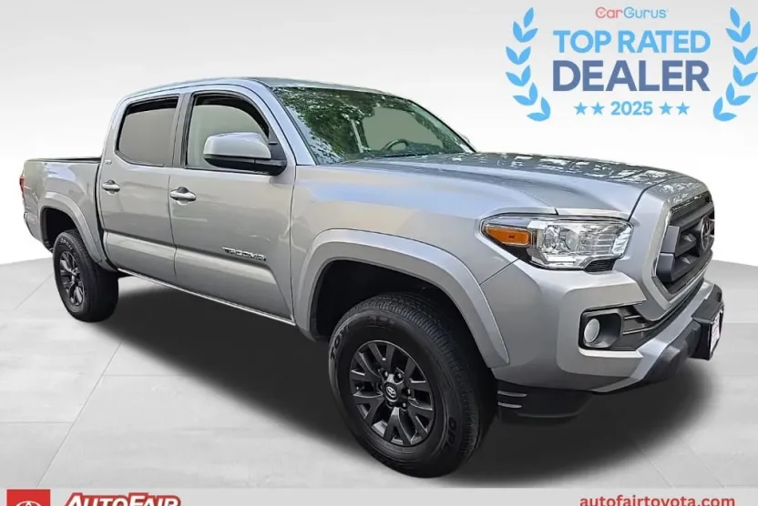 2023 Toyota Tacoma SR5 V6 Double Cab photo 1