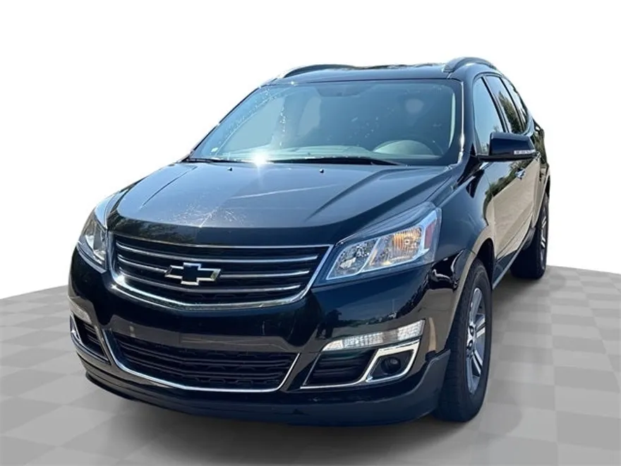 2017 Chevrolet Traverse 1LT photo 1