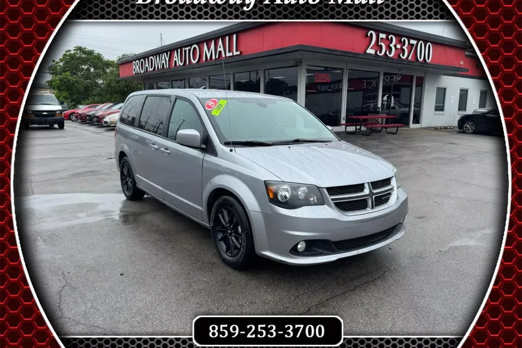 2019 Dodge Grand Caravan GT photo 1