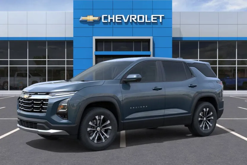 2026 Chevrolet Equinox LT photo 1