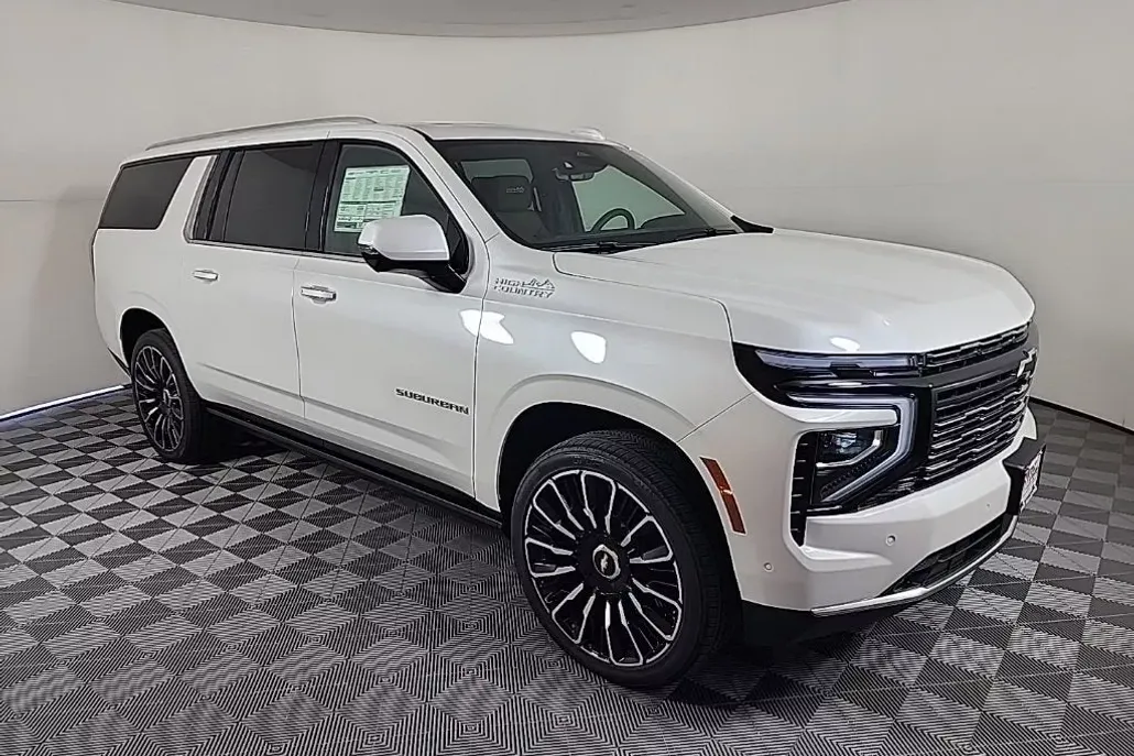 2025 Chevrolet Suburban High Country photo 1