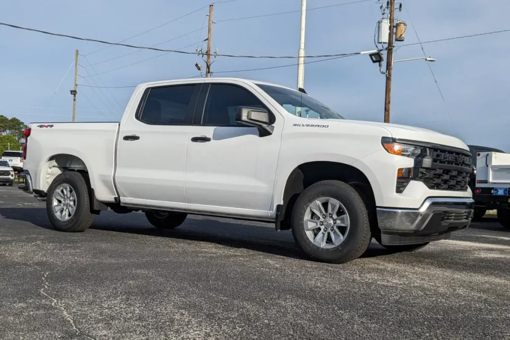2024 Chevrolet Silverado 1500 photo 1
