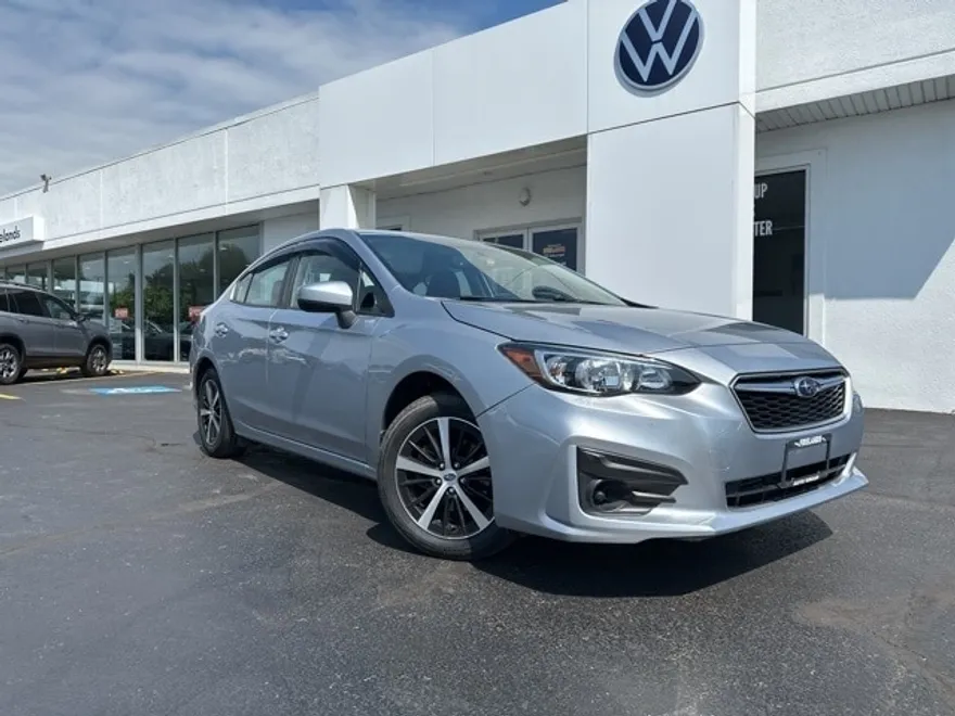 2019 Subaru Impreza 2.0i Premium photo 1
