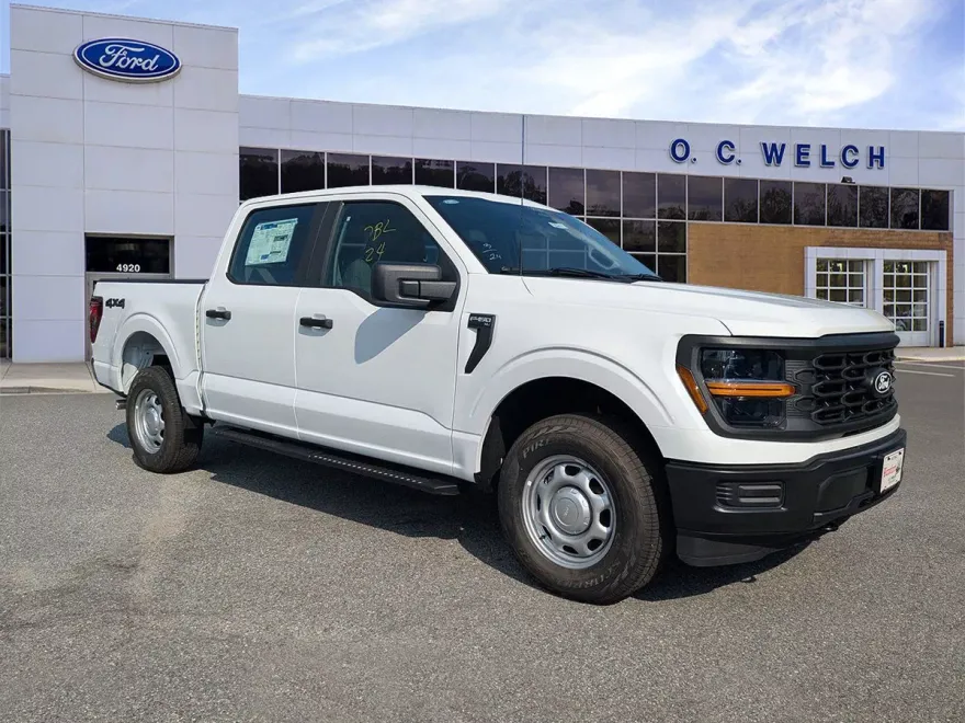 2025 Ford F-150 XL photo 1