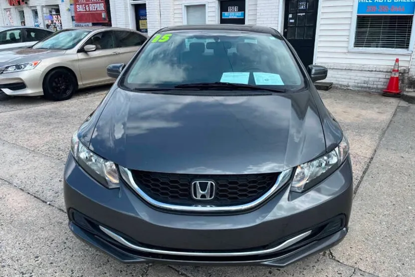 2015 Honda Civic LX photo 1