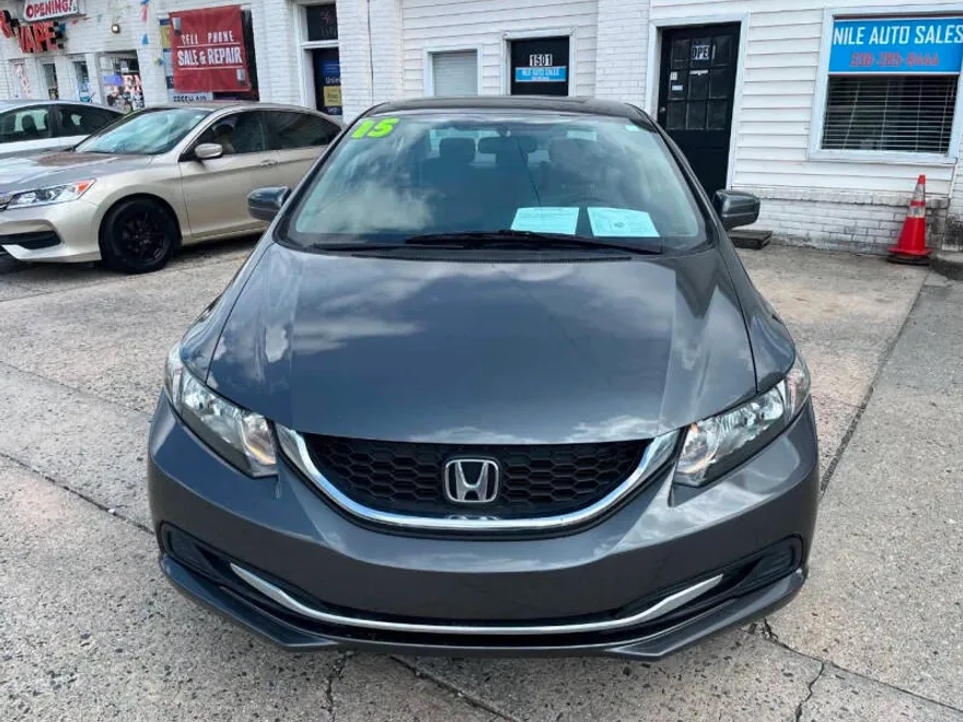 2015 Honda Civic LX photo 1