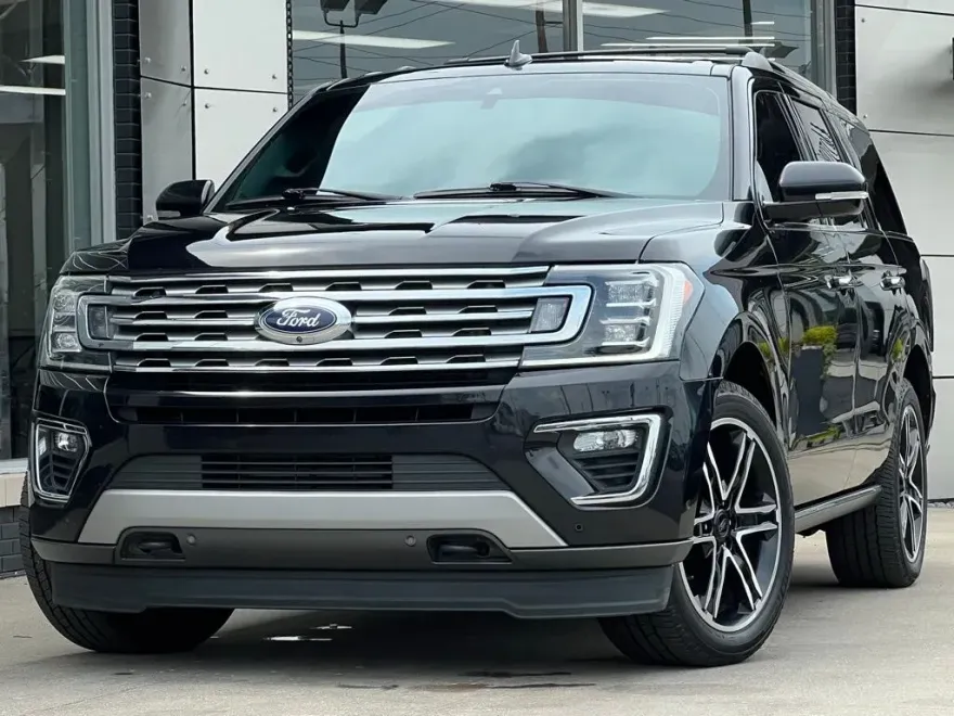 2020 Ford Expedition Limited photo 1