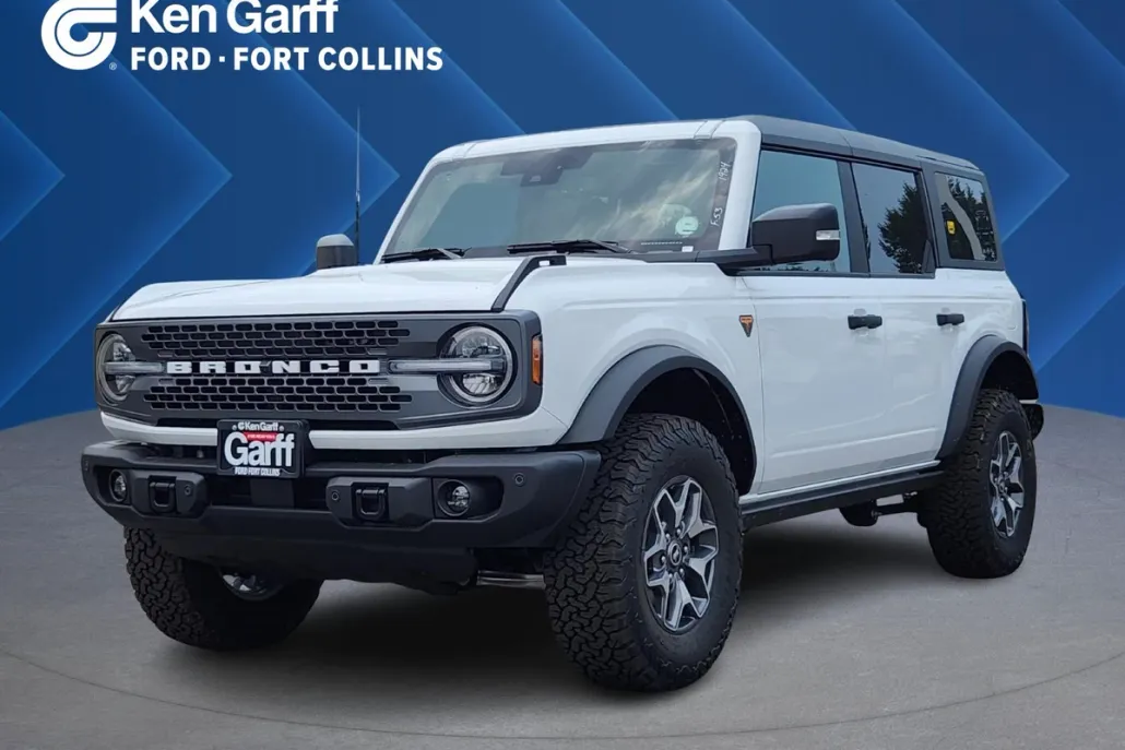 2025 Ford Bronco Badlands photo 1