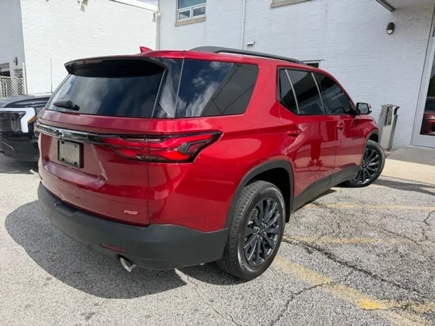 2022 Chevrolet Traverse RS photo 1