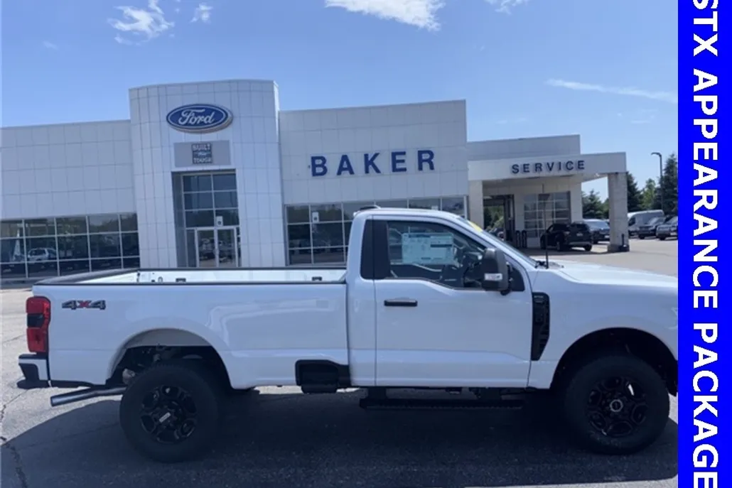 2025 Ford F-350 photo 1
