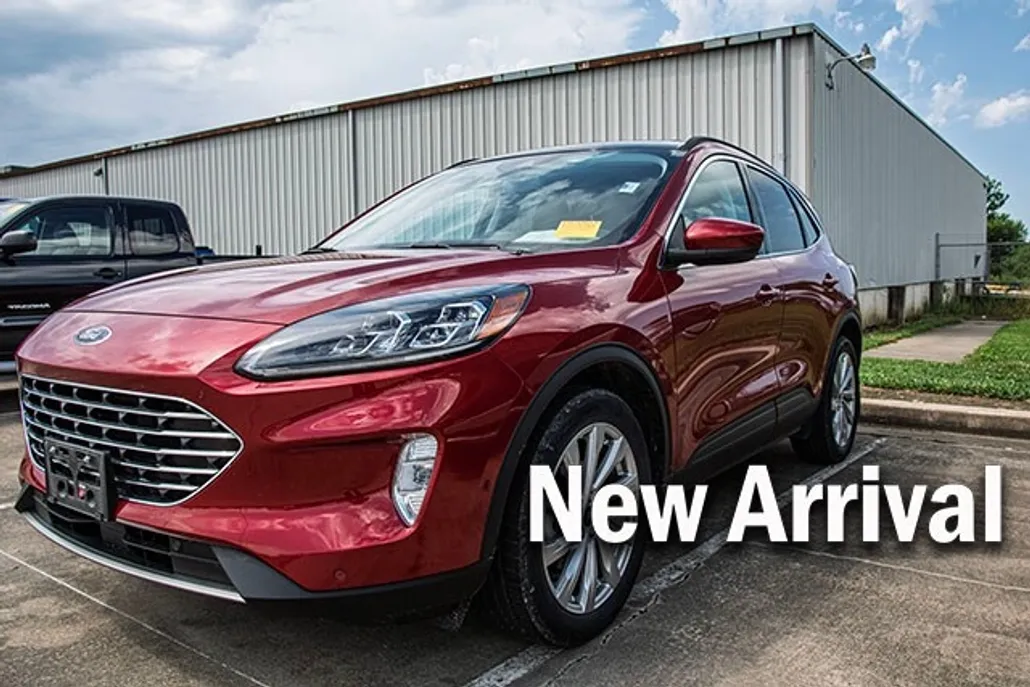 2022 Ford Escape Hybrid Titanium Elite photo 1