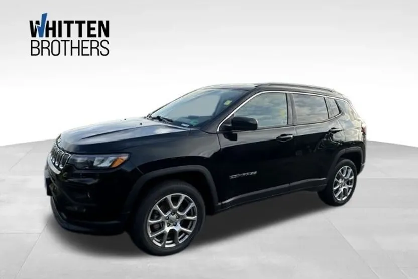 2022 Jeep Compass Latitude Lux photo 1