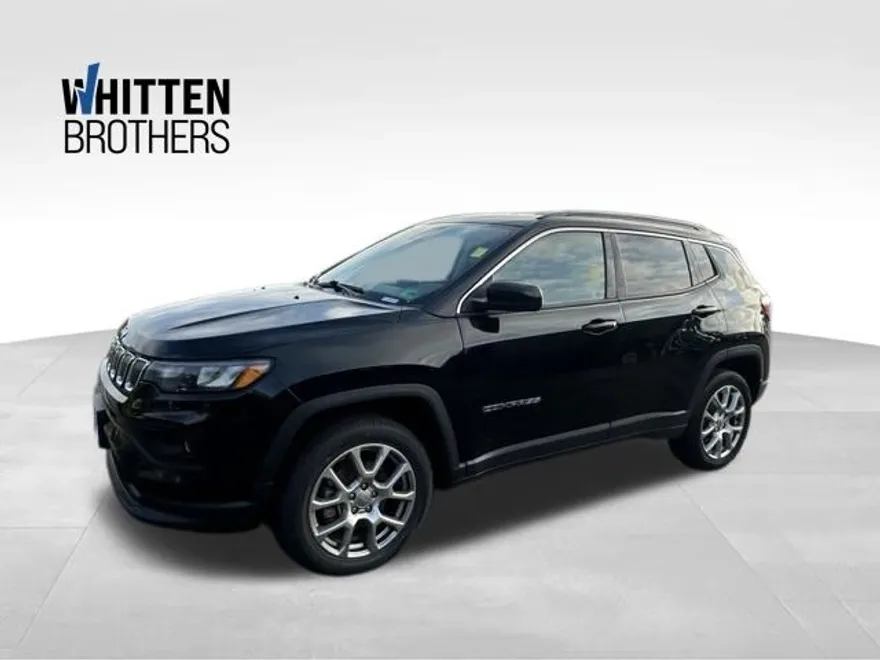 2022 Jeep Compass Latitude Lux photo 1