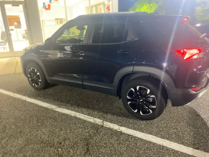 2021 Chevrolet Trailblazer LT photo 1