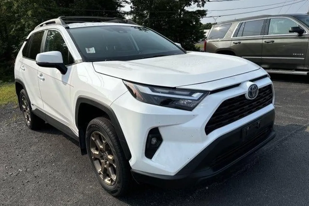 2023 Toyota RAV4 Hybrid photo 1