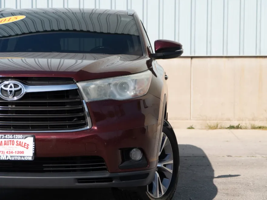 2015 Toyota Highlander XLE photo 1