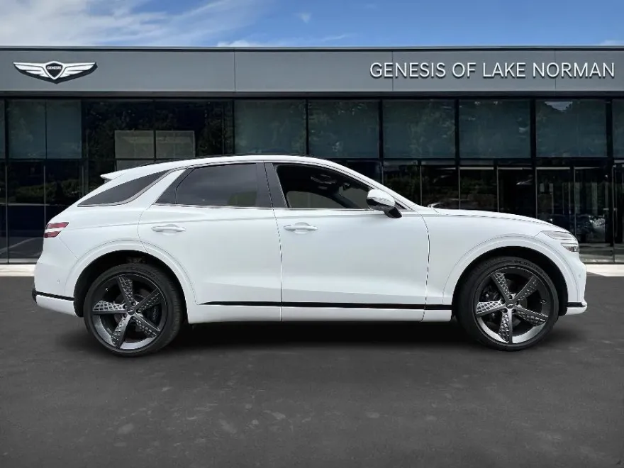 2023 Genesis GV70 3.5T Sport photo 1