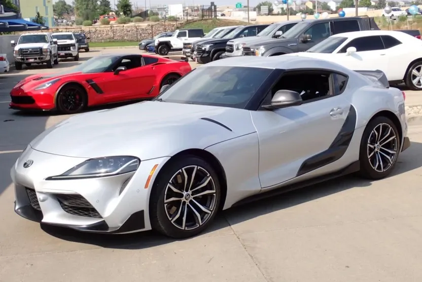 2021 Toyota Supra 2.0 photo 1