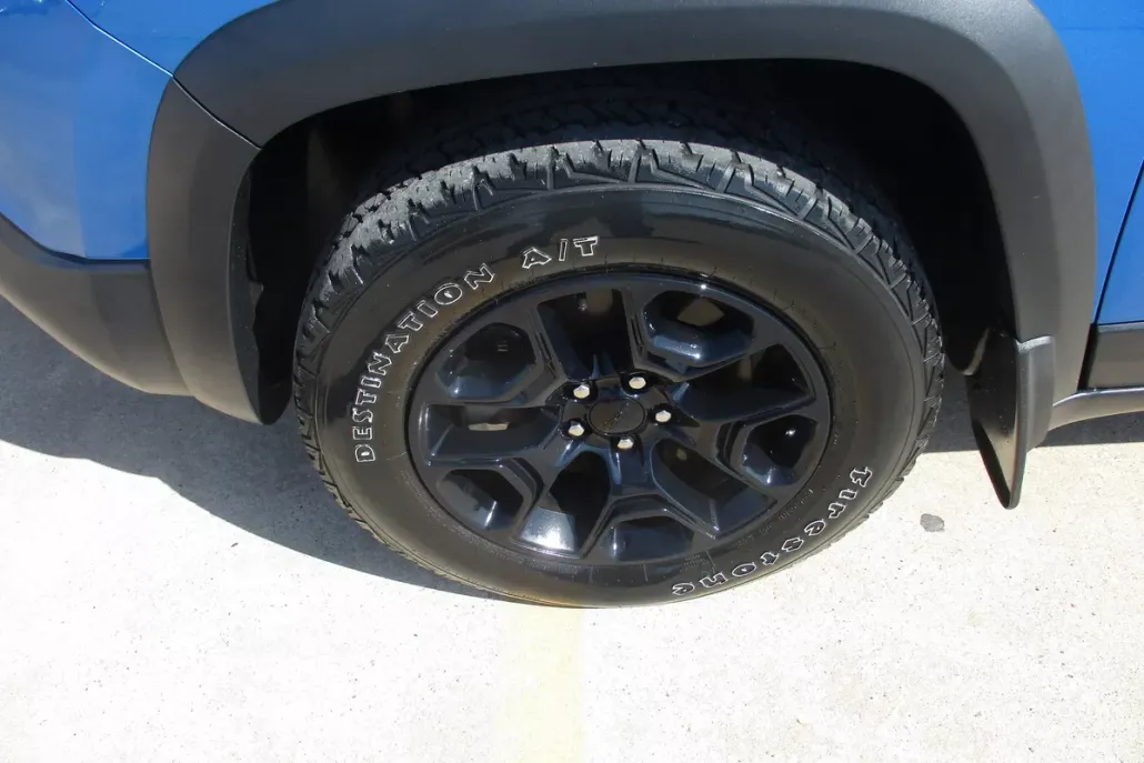 2020 Jeep Cherokee Trailhawk photo 1