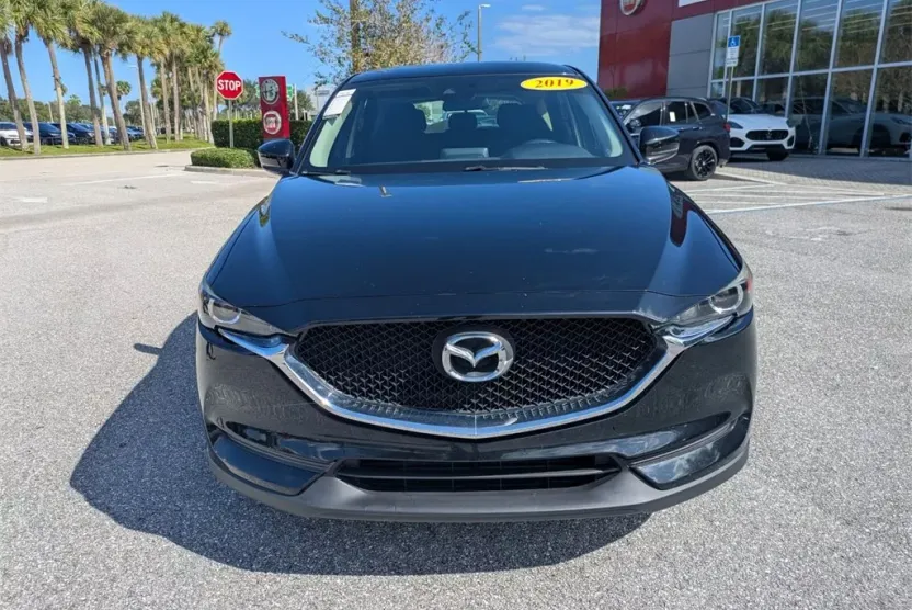2019 Mazda CX-5 Sport photo 1