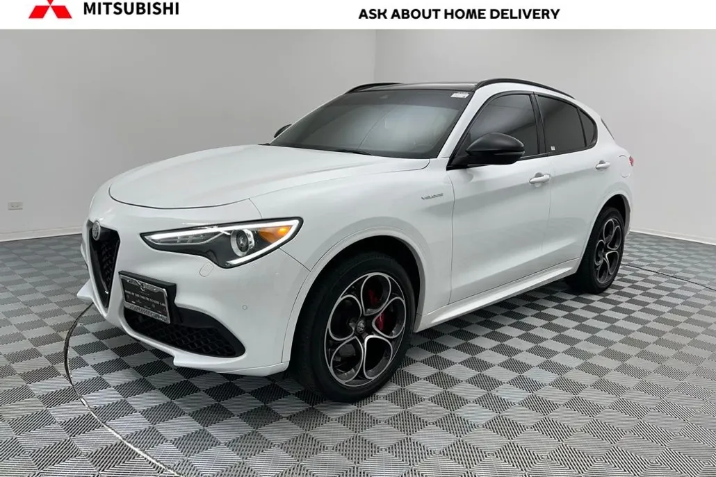 2022 Alfa Romeo Stelvio Ti Sport photo 1