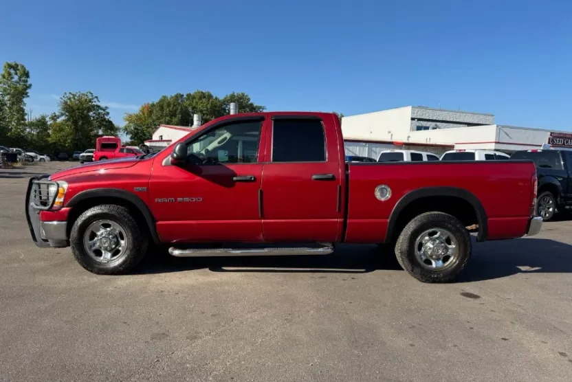 2006 Dodge Ram SLT photo 1