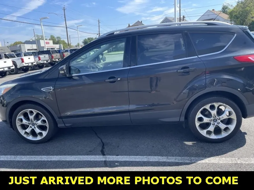 2015 Ford Escape Titanium photo 1