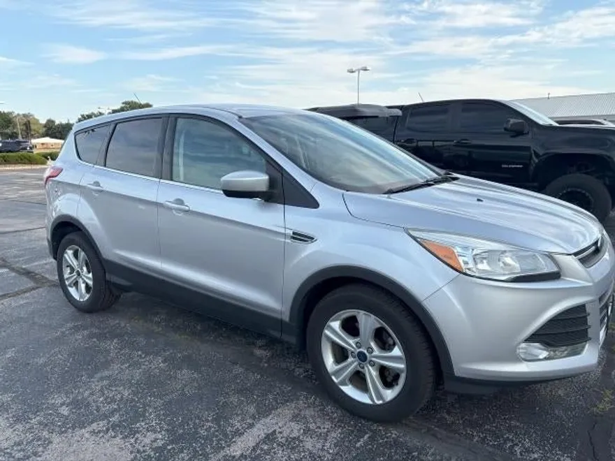 2014 Ford Escape SE photo 1