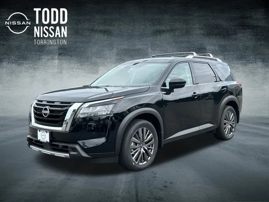 2025 Nissan Pathfinder SL photo 1